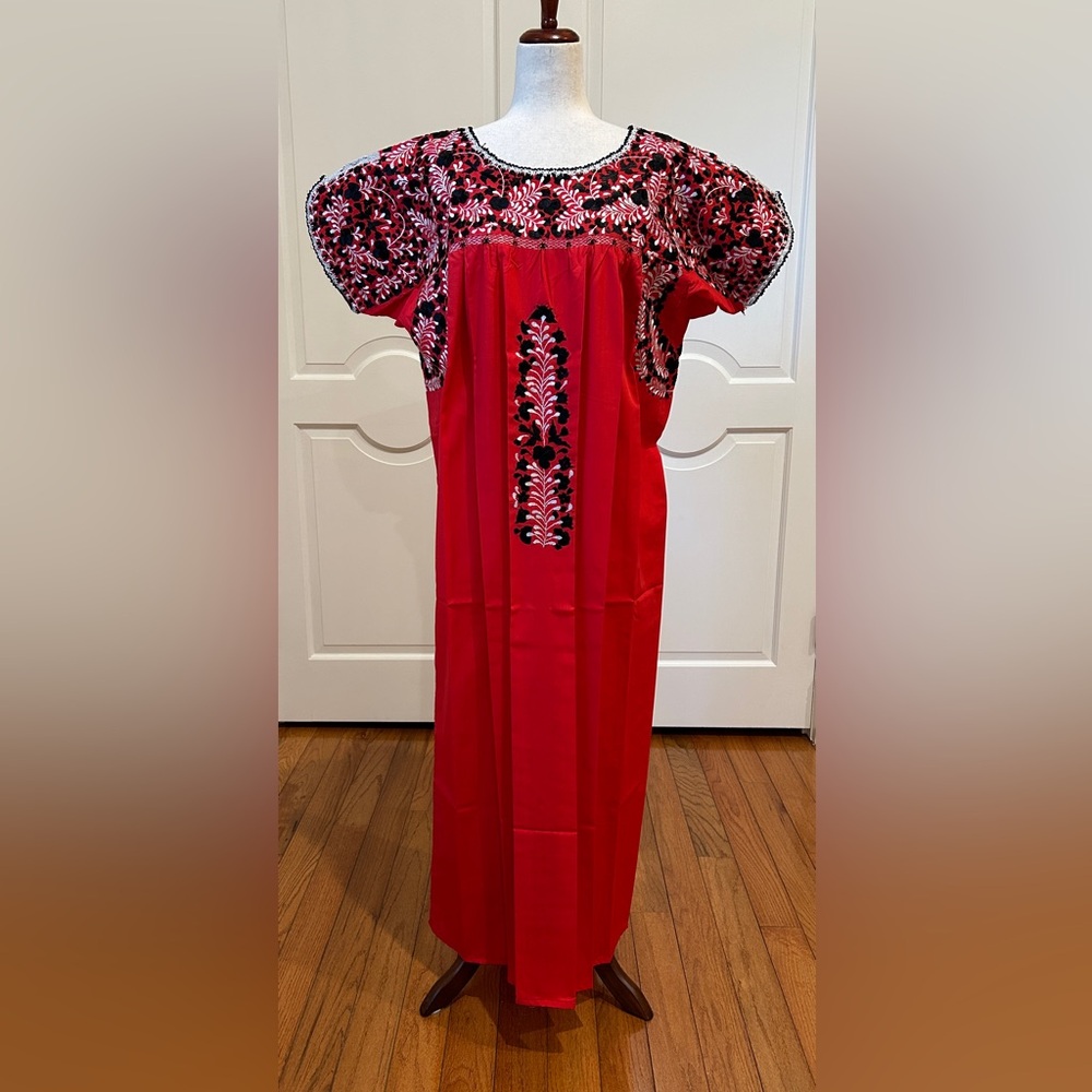 XL San Antonino Maxi Dress,Oax,Mexican dress Hand Embroidered with Silk threads.